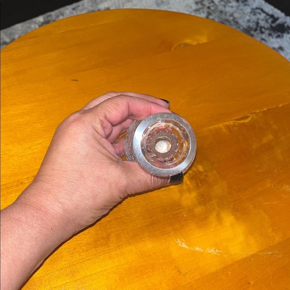 Rogaska Gallia Crystal Violet cut floral design vase. - Picture 4 of 5